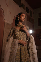 Rajputana Royalty Floral Finery Kalidaar Set