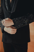 Noir Majesty A Timeless Black Tuxedo Set